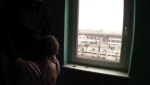18 yaşındaki ufacık kaltak sikiliyor ve azgın sikiliyor