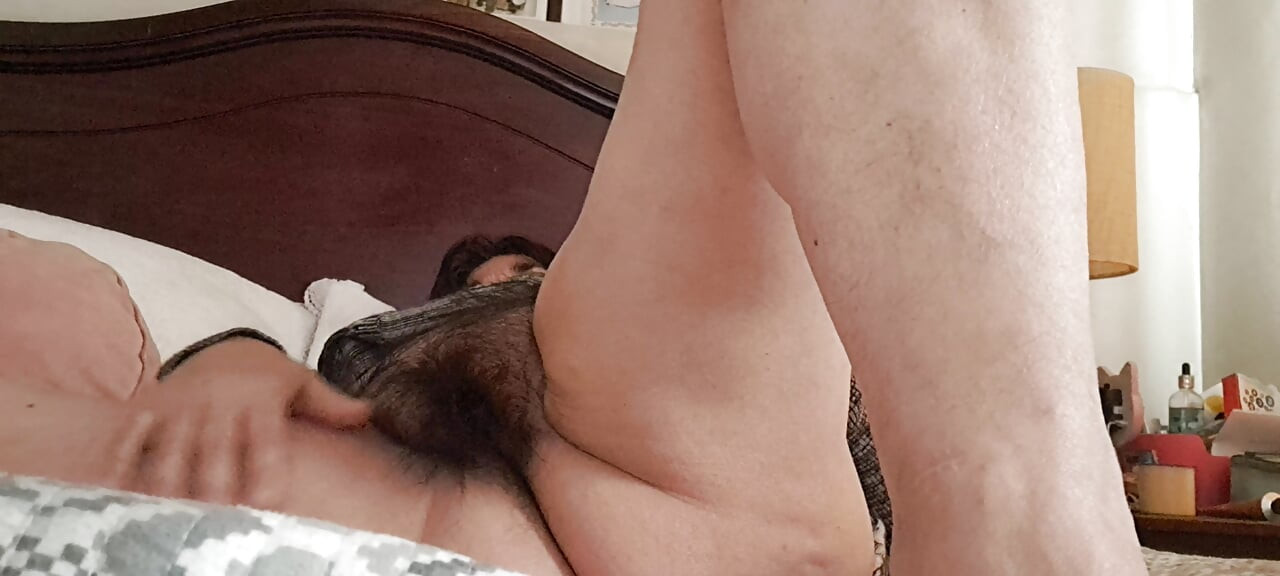 stepmother masturbates hard and rich