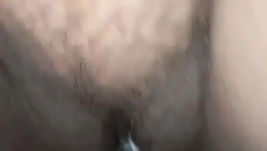 Aku siap untuk mendapatkan vaginaku kacau oleh saudara iparku, aku butuh penis.