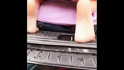 Genç latin sert seksi ve göğüslerine boşalmayı seviyor