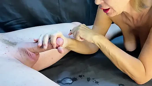 Domina play with huge cock till huge spurts of cum
