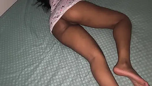 NACHBARIN LIEGT UND SUCHT IM INTERNET NACH PENISSEN