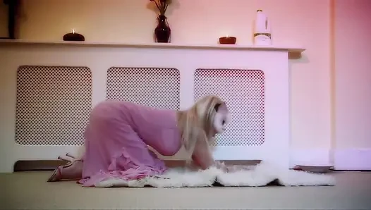 Masked beauty is riding her master's cock