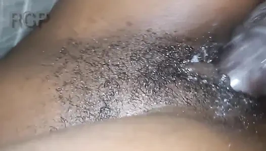 Karım yokken karım kız kardeşimi sikiyorum çünkü her zaman içindeki sikimi seviyor