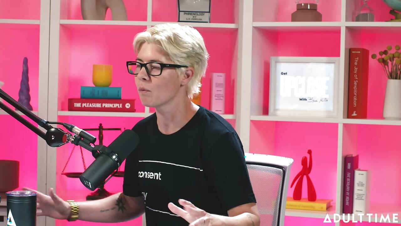 Kimmy Kimm Conquering Shame & Selling Used Panties  the Adult Time Podcast