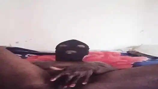 Winziger, tanzen und masturbieren