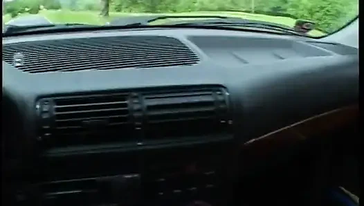 Sarışın kızı sikiyor ve yüzüne boşaltıyor