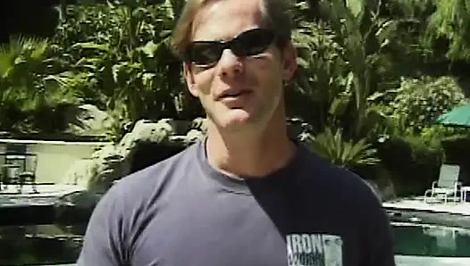 Interracial Sorority Bash: Heiße Pool-Action