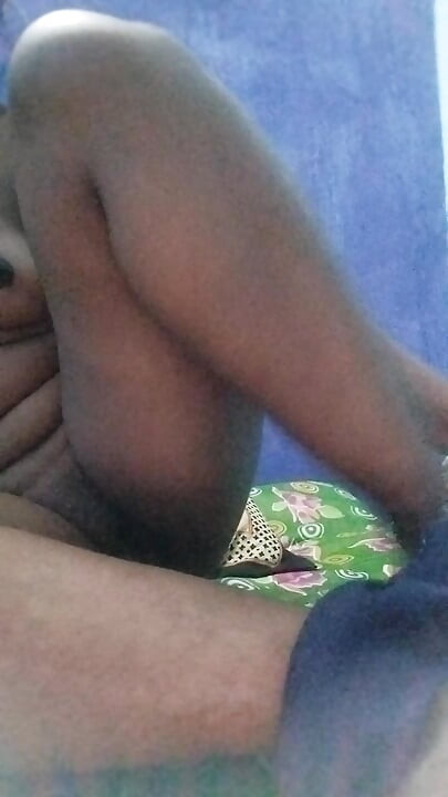 Desi ungali hot ladki