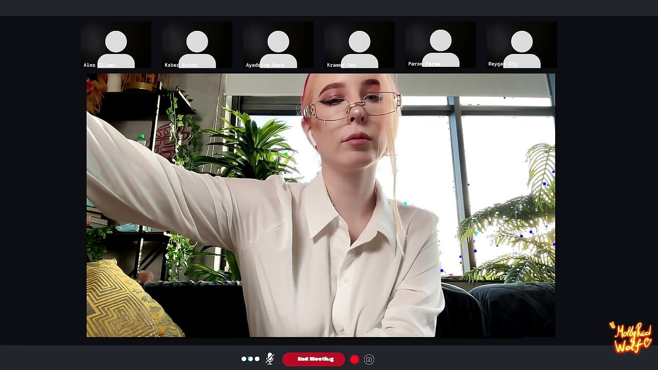Everyone Saw How My Boyfriend Fucks Me in Zoom - Mollyredwolf