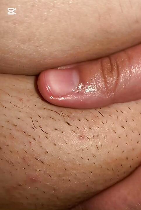🔥 I rub my clit with a dildo until I end up screaming like a nymphomaniac