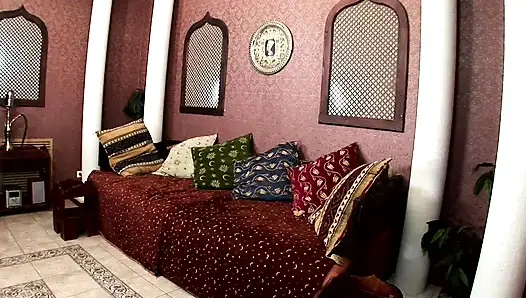 İç Çamaşırlı Azgın Lezbiyenlerin Kirli Sırları