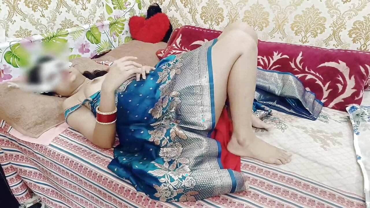 Desi Bhabhi Saree Amazing Fucking Videos