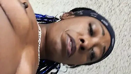 Lil Blue Nasty yarak emiyor