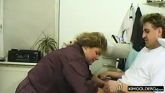 Sinnliches Lecken und intensive Genitalnahaufnahmen