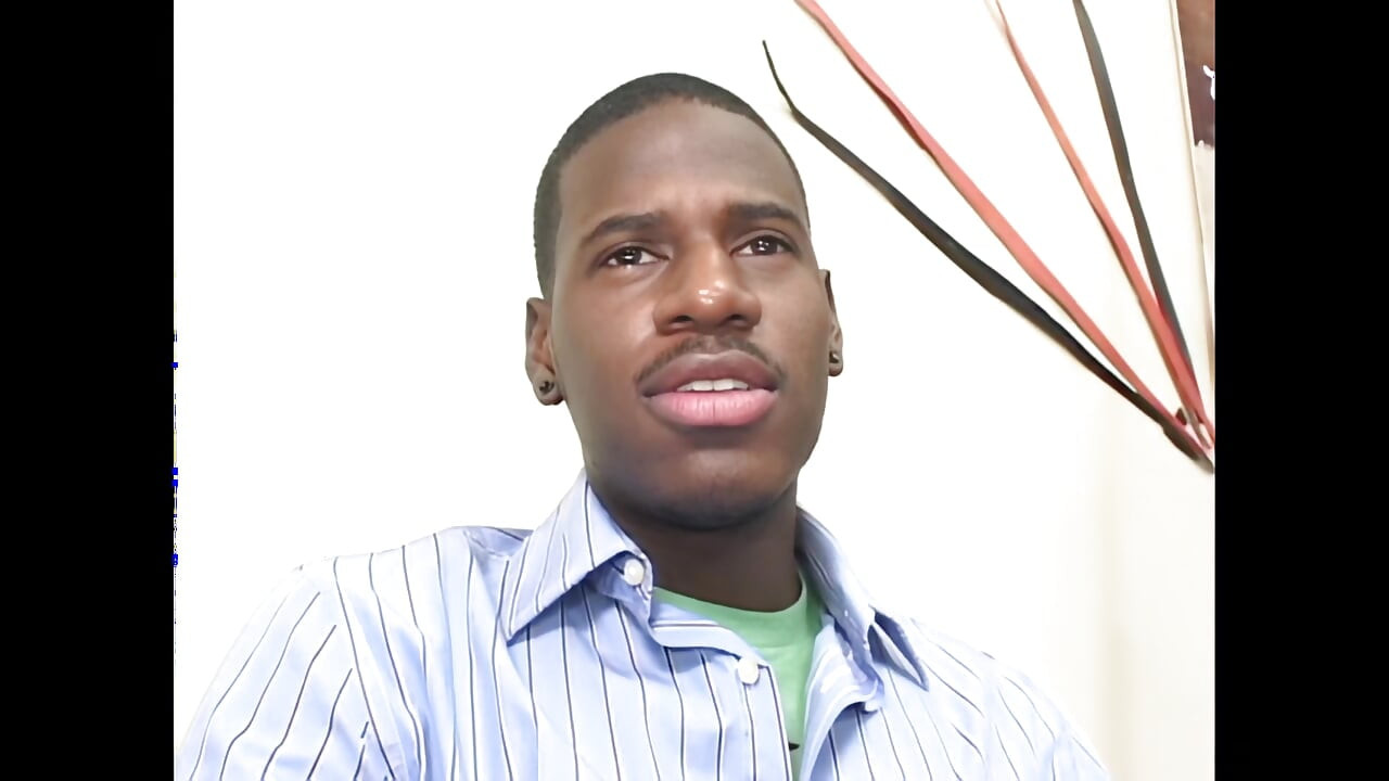 Payton Leigh Wants to Feel Black Cock Pounding Her Pussy