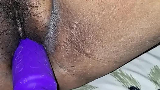 Bhabhi Get Massage in Pussy