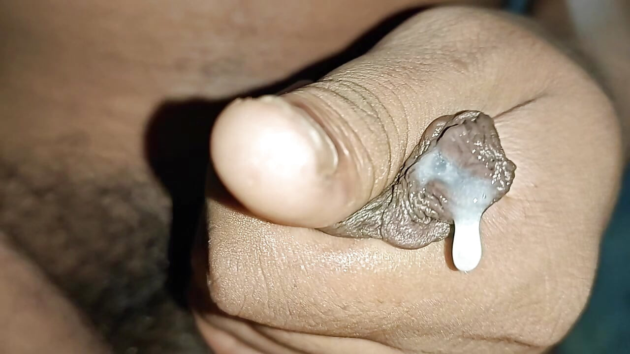 中出しするまでオナニーする大きな黒いチンポ