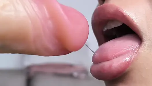 drooling and sucking lips (sounds very close) ASMR