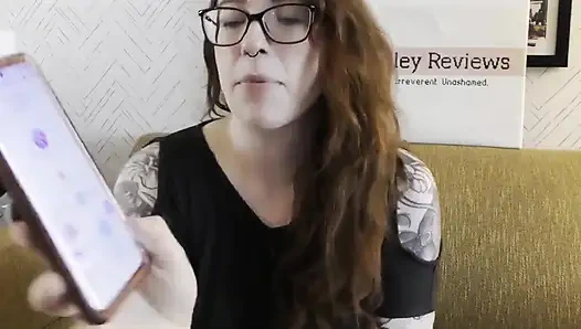 Öpüşme emen vibratörün NSFW incelemesi