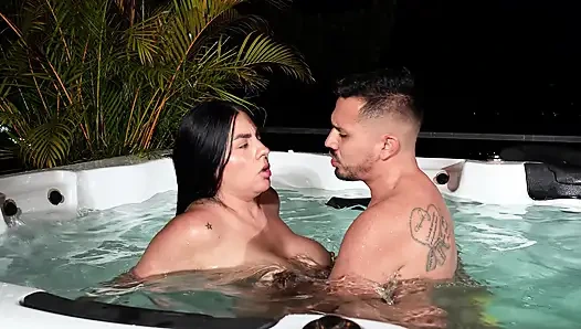 I End up Fucking the Technician Who Has a Hard Cock After Seeing Beautiful Latina Masturbating in the Jacuzzi