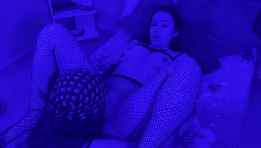 Mezuniyet Partisi Kontrolden Çıkıyor Ve Ben Üniversiteden En Iyi Arkadaşımla Yatıyorum