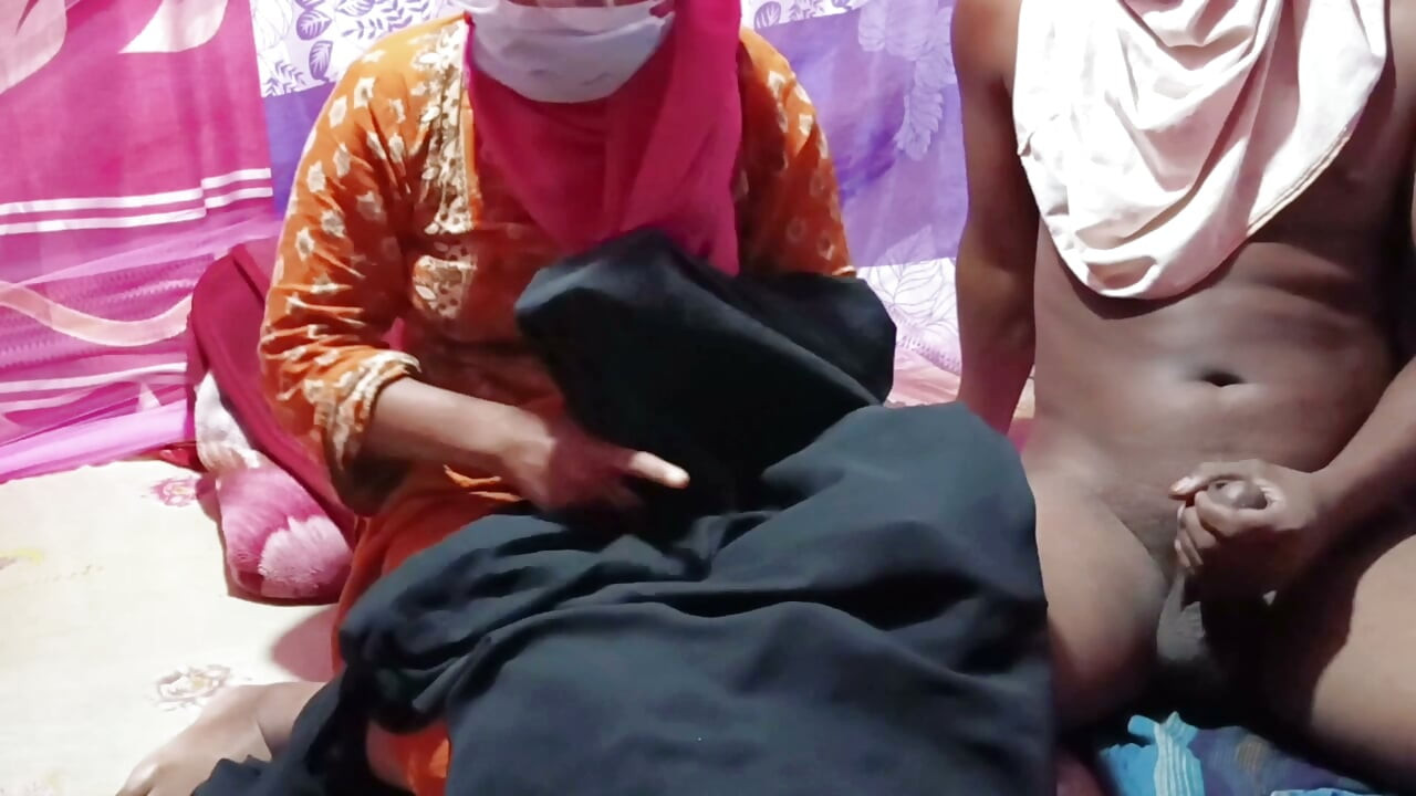 Viral sexy video of a Bangladeshi man with his girlfriend on the morning of the third day of Puja