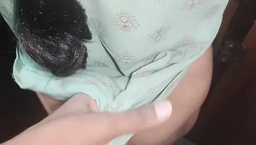 Bhabhi ke sath kitchen me sex kiya