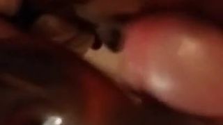 नोब्रा ट्विनचार्जर के साथ ग्लान्स पर चरम हस्तमैथुन