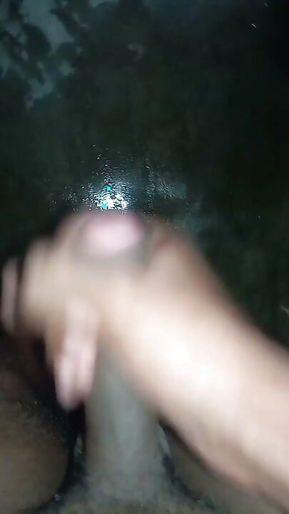 I went to the washroom this morning and did this. Big Cock Handjob