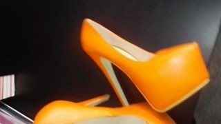 seksi turuncu topuklu