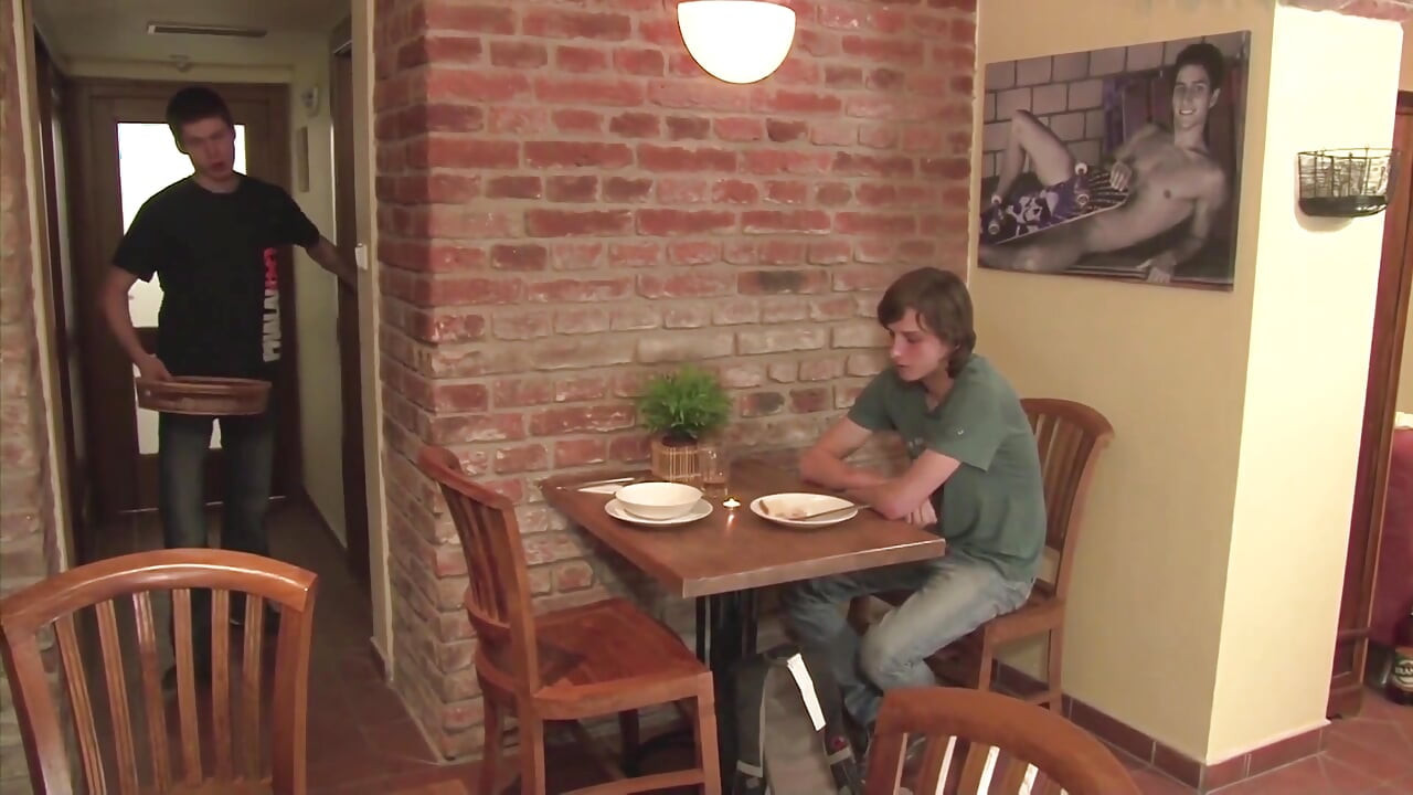 Exclusive video Bareback: Very horny homosexual couple enjoys anally fucking