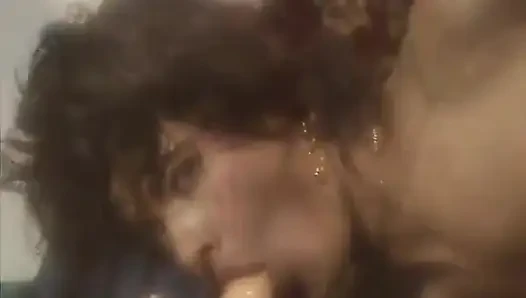 Veronica Bella ve istekli arkadaşlarıyla kaçırılmaması gereken iki video