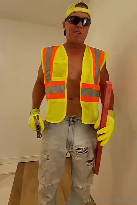 A Big Cock Handyman Cumshot