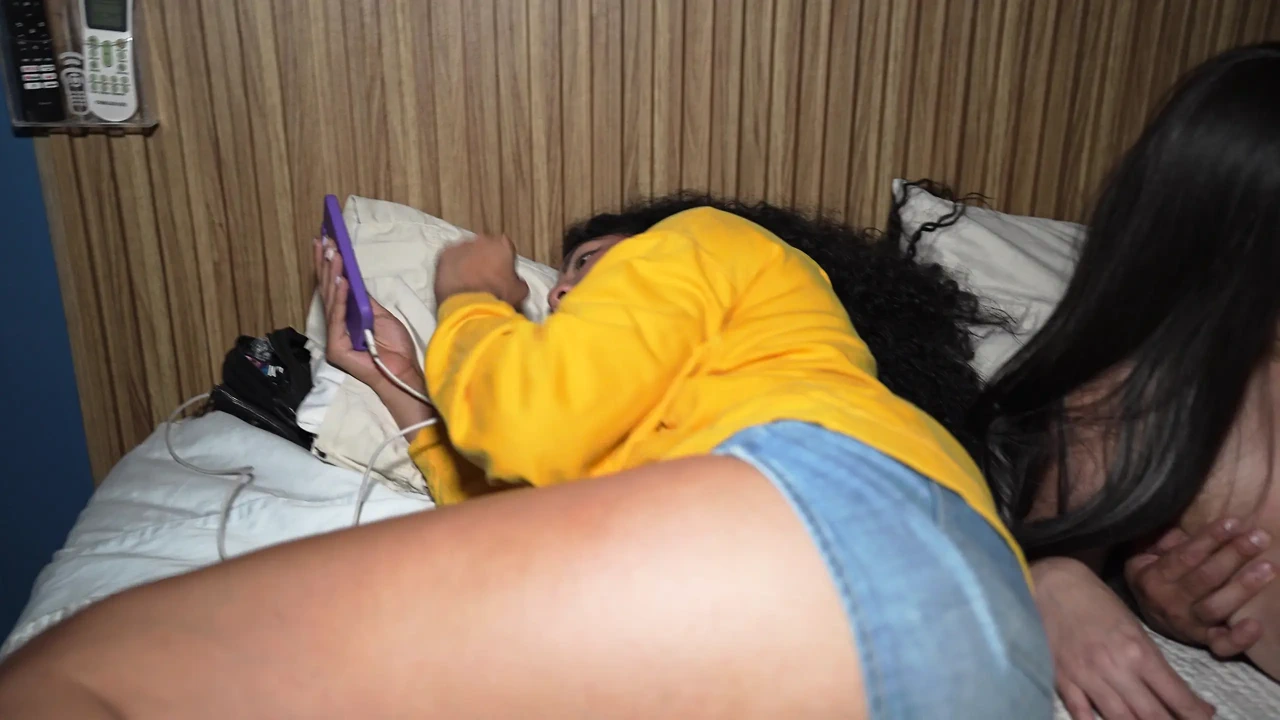 和我女朋友最好的朋友一起做爱