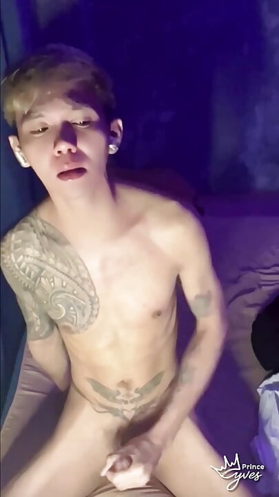 Filipino Inked Horny Twink Teasing and Masturbating Until He Cums