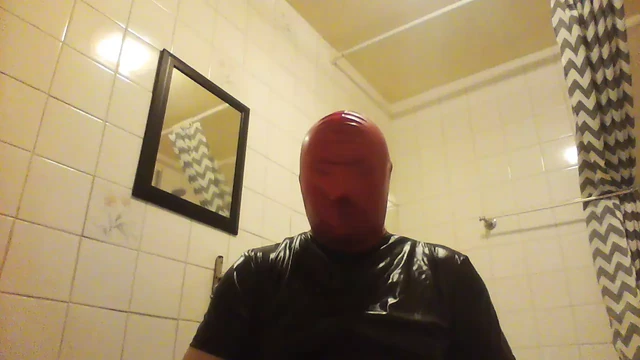 messing in red
