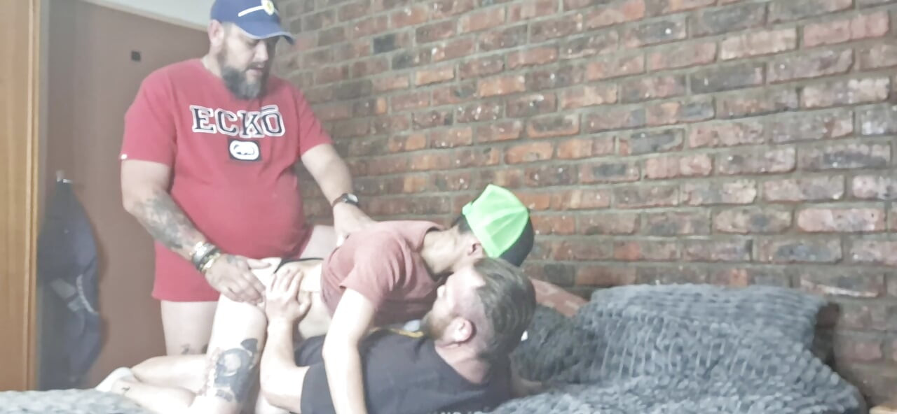 Fucking husband and friend in threesome