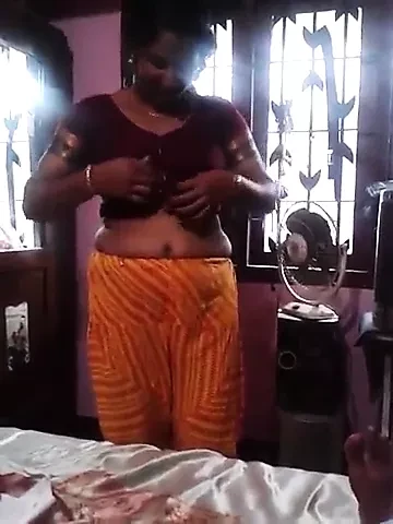 StepMumma ki milk nikl diya