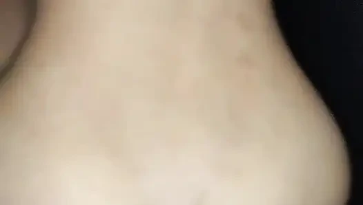 Beautiful Colombian woman fucking in the car with Paisa hunk