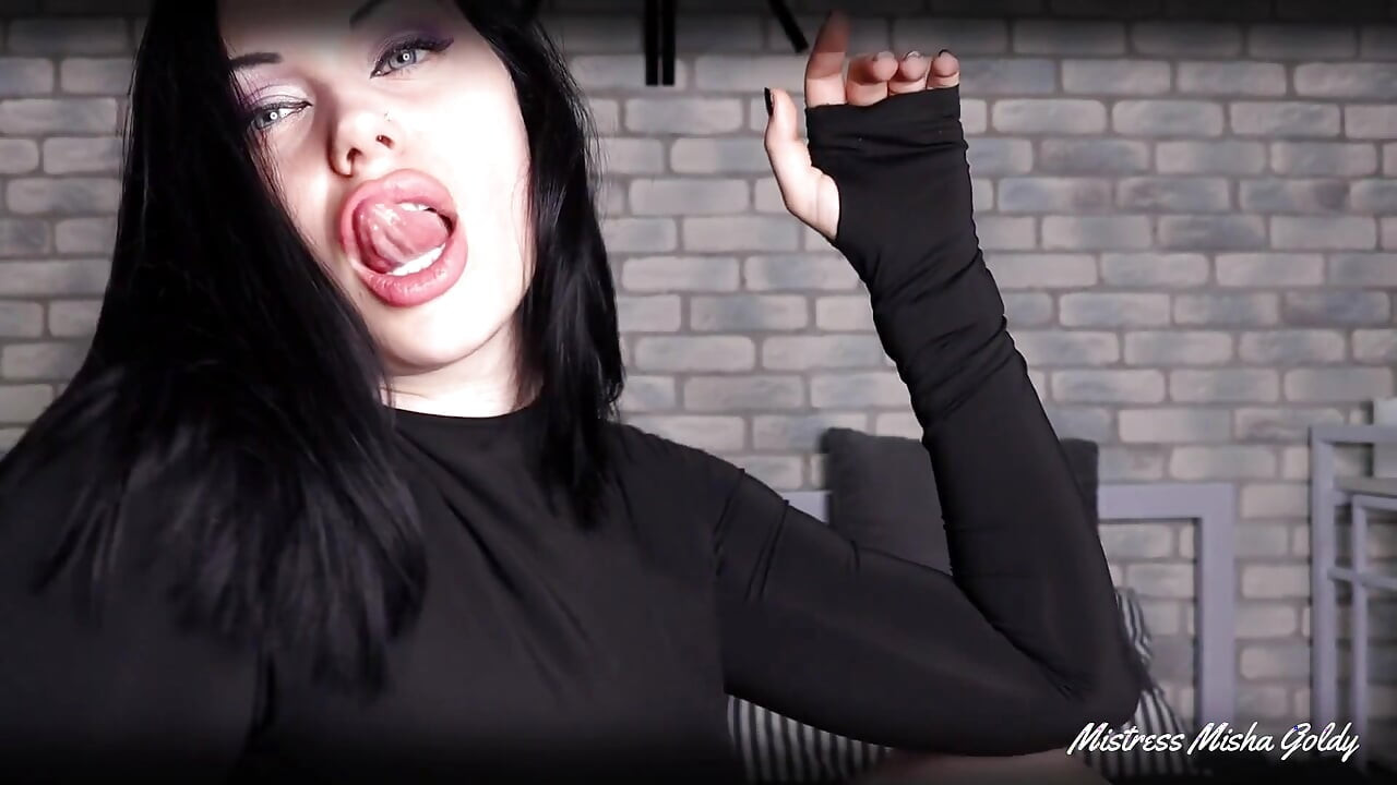 Cum with me everyday during 1 month! Day 7 - lip tease & worship