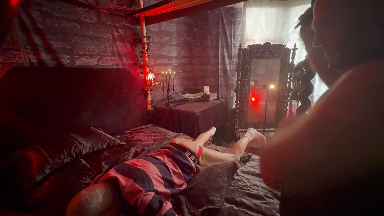 Bölüm 2:- Lanista Bear ve Domina Satana Tawseman'ı hızlarına sokuyor!