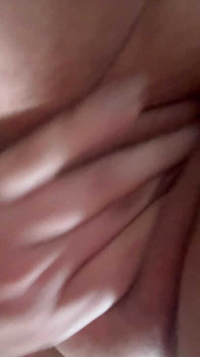 Loira married gostosa masturbates