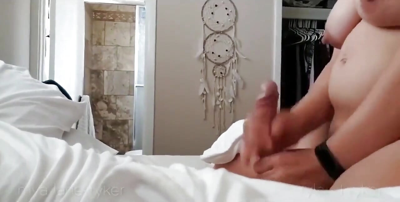 Azgın hamile kız yarakla kalamıyor