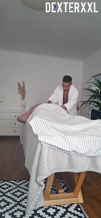 Litly Sensual Massage with Hard End.skinny Vs Chubby. Hardon Dick