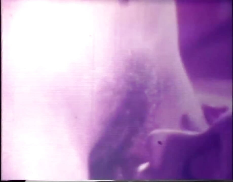 דזירי ווסט מלקקת לי את הכוס