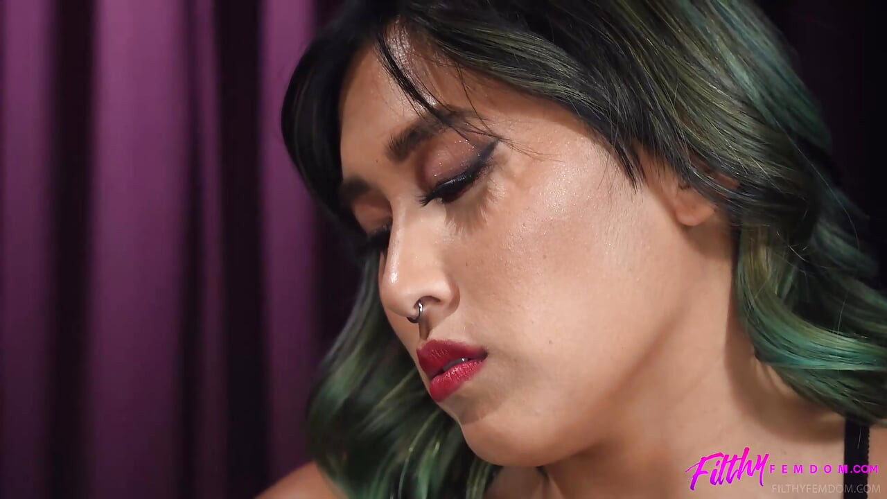Femdom Mia Little Pegs Corbin Dallas Hard In Wild Doggystyle