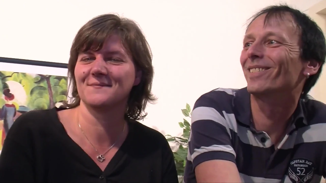Simone'un ev ziyaretleri 63 bölüm 4