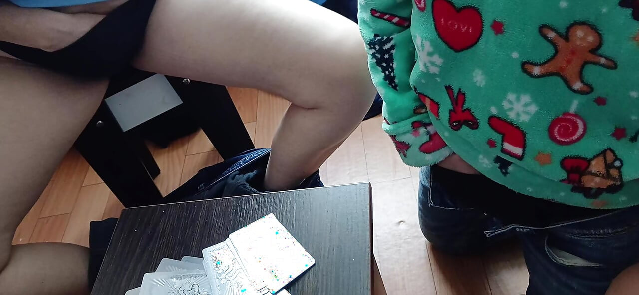 O jogo de strip card nos deixou tão animados que não pudemos resistir a fazer um trio