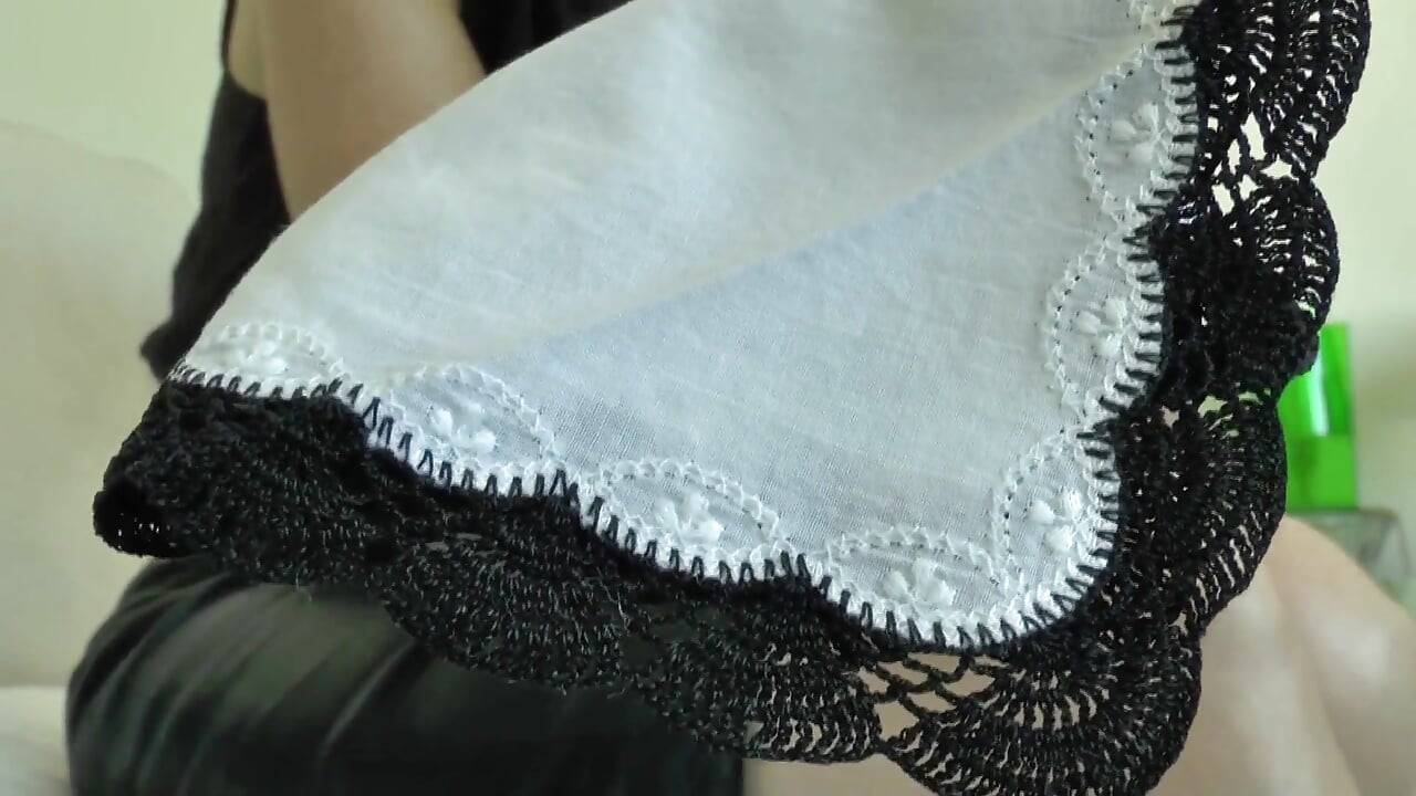 Your Vintage Handkerchief Sniffing Day - Part 1, Lady Victoria Valente